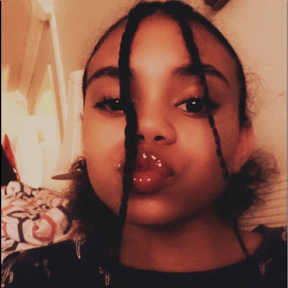 Meet your Posher, Destiny